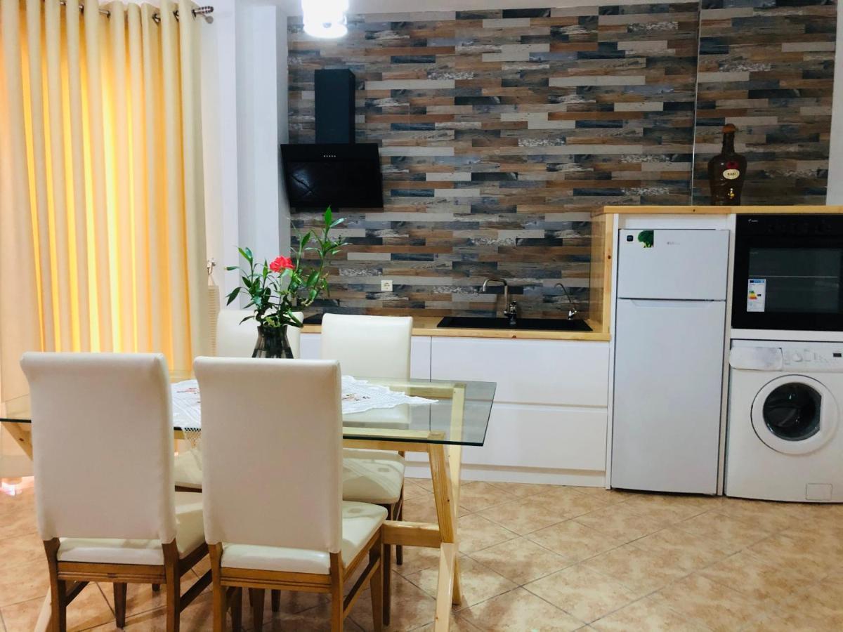 Flora Apartments Saranda Extérieur photo