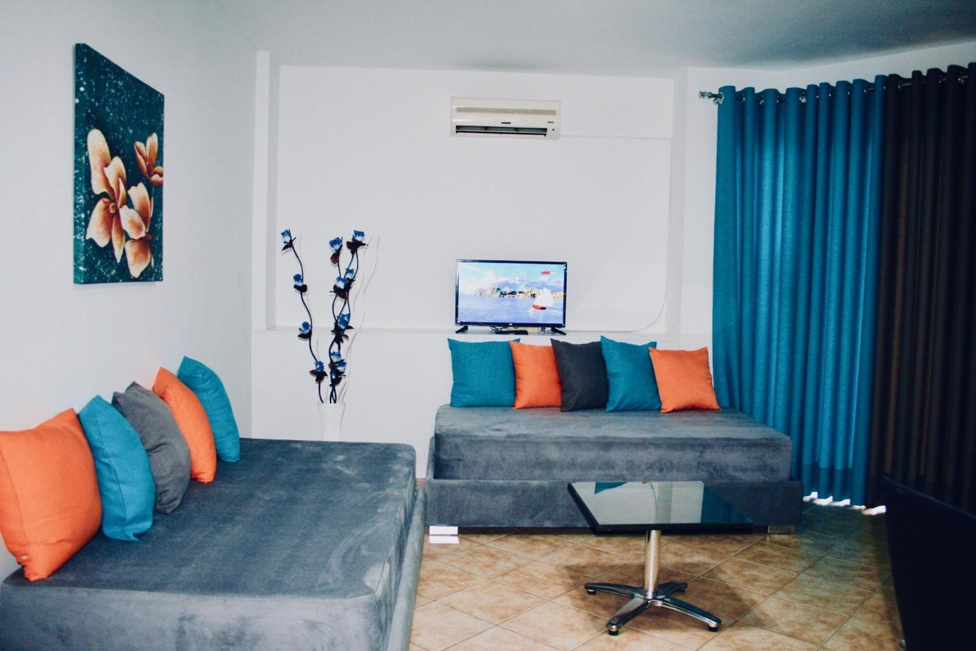 Flora Apartments Saranda Extérieur photo