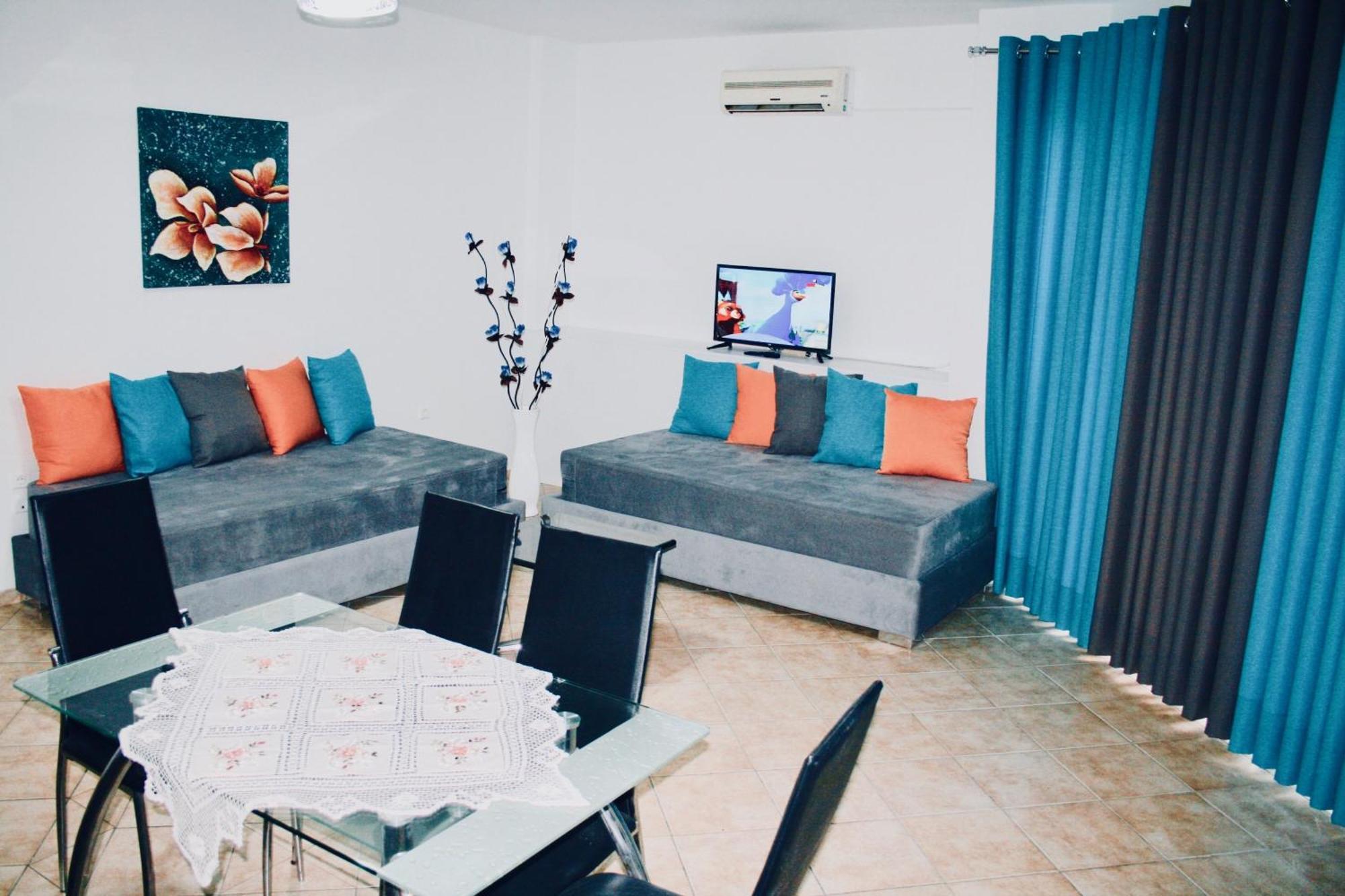 Flora Apartments Saranda Extérieur photo