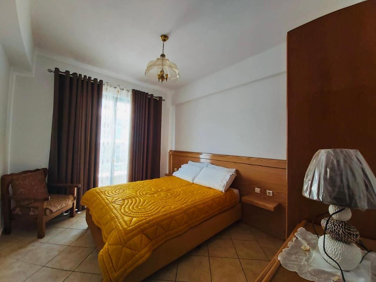 Flora Apartments Saranda Extérieur photo