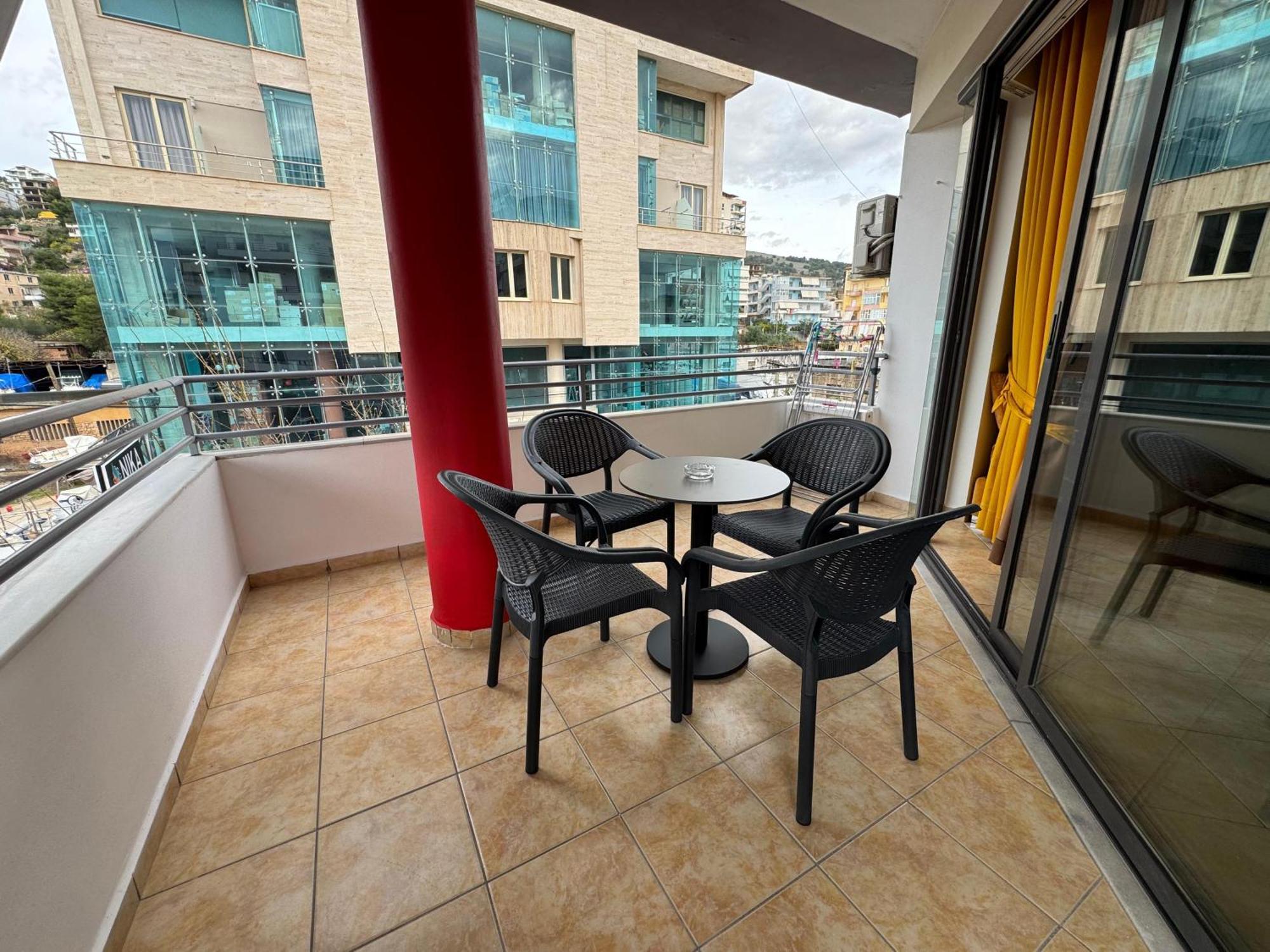 Flora Apartments Saranda Extérieur photo
