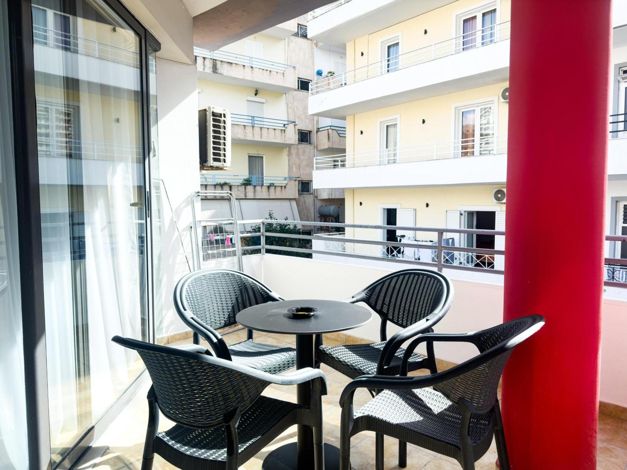 Flora Apartments Saranda Extérieur photo