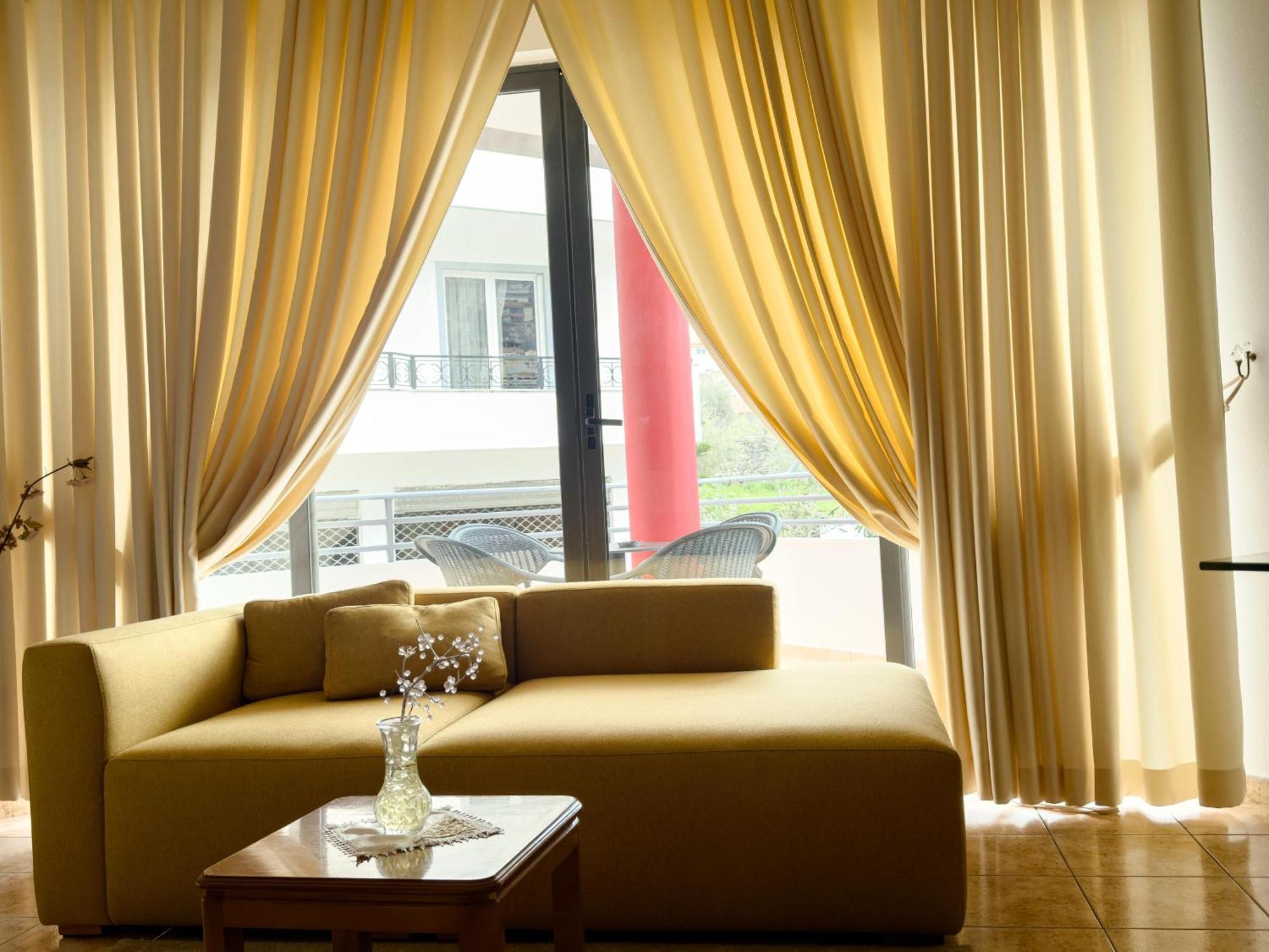 Flora Apartments Saranda Extérieur photo