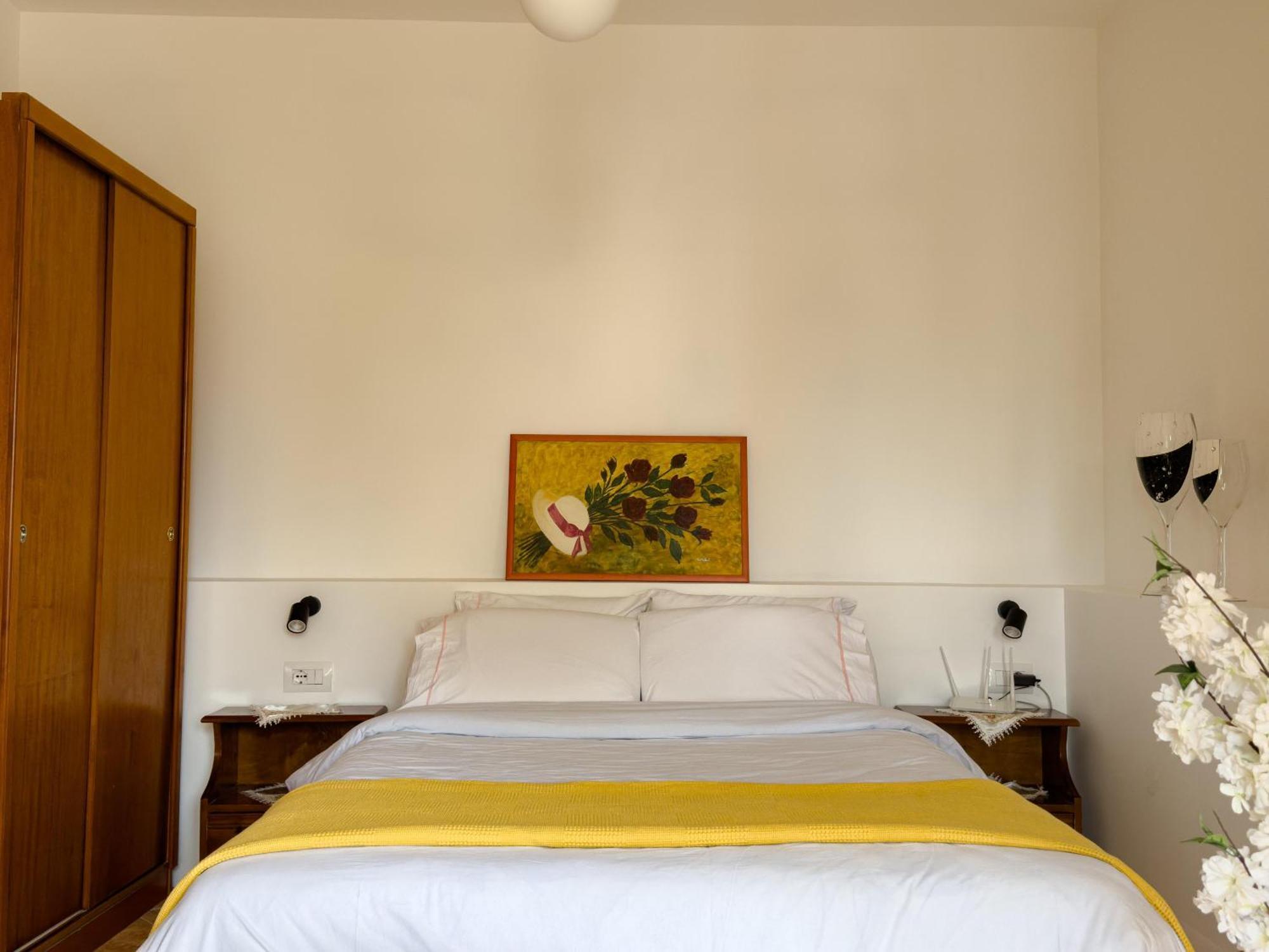 Flora Apartments Saranda Extérieur photo