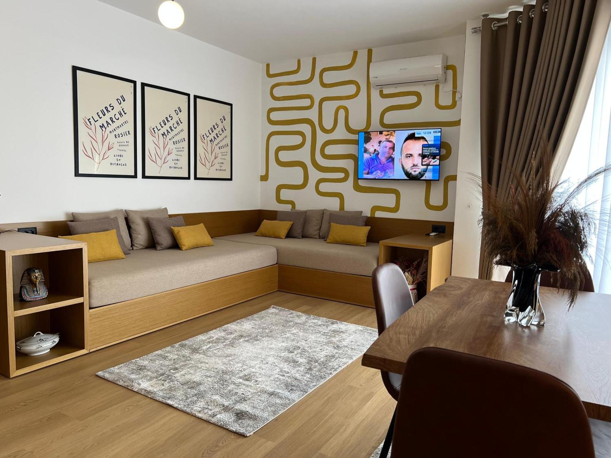 Flora Apartments Saranda Extérieur photo