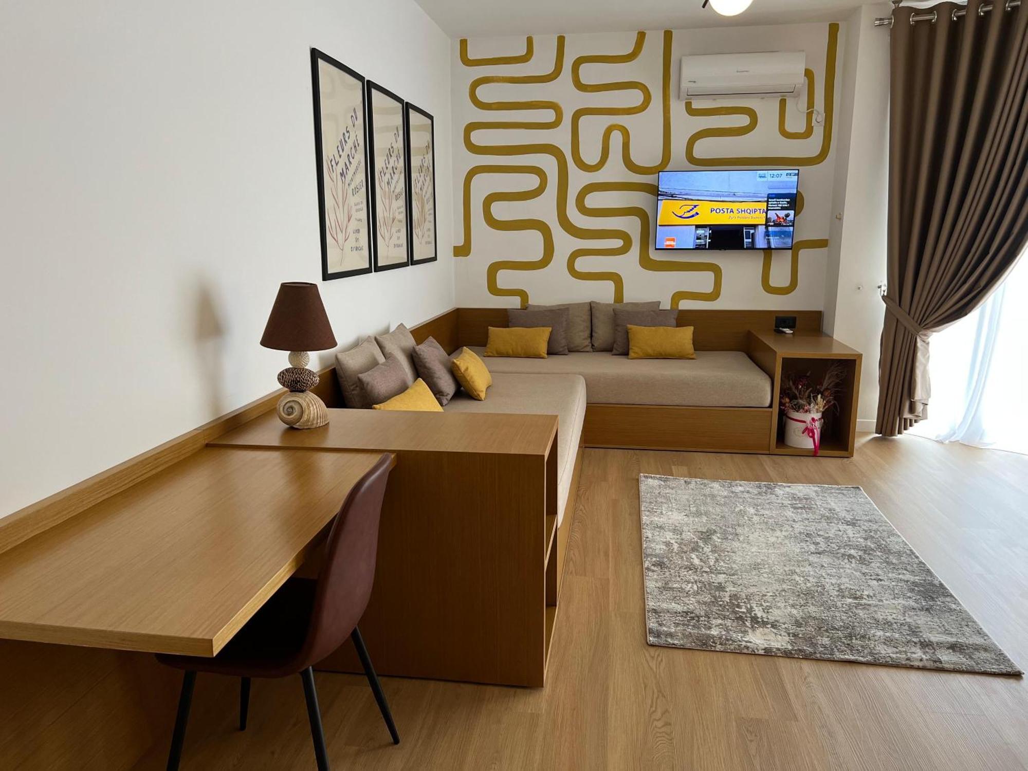 Flora Apartments Saranda Extérieur photo