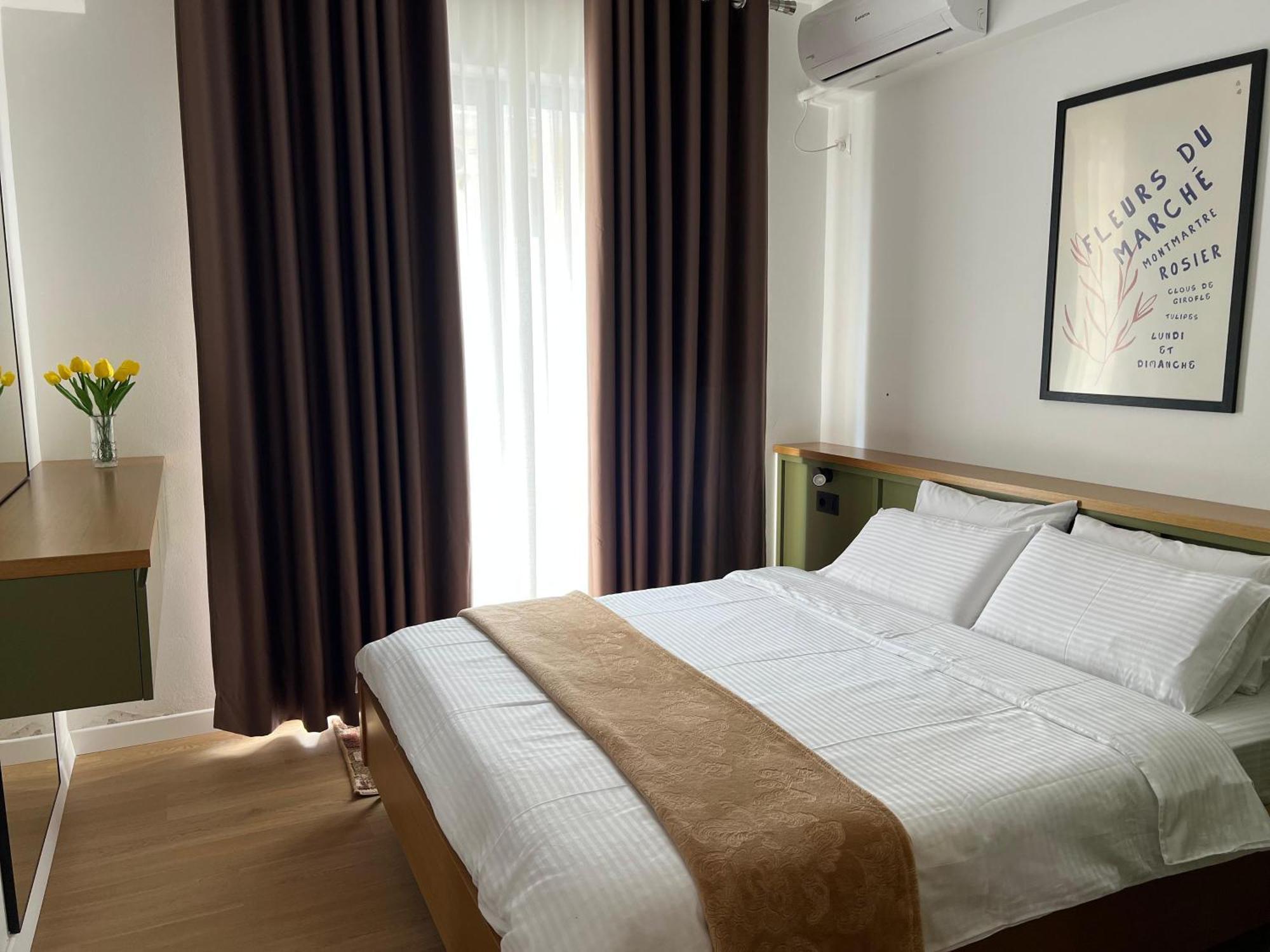 Flora Apartments Saranda Extérieur photo