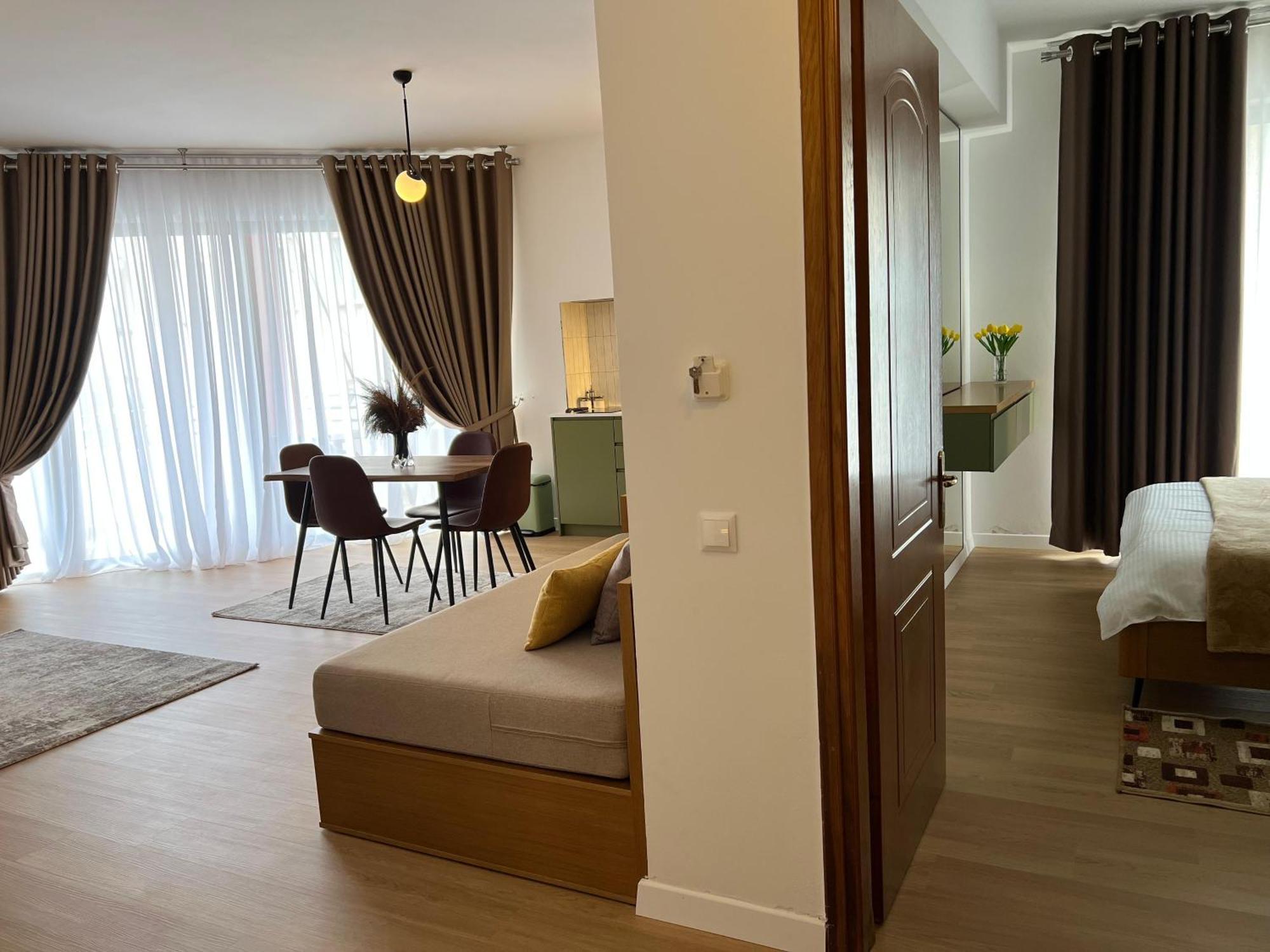 Flora Apartments Saranda Extérieur photo