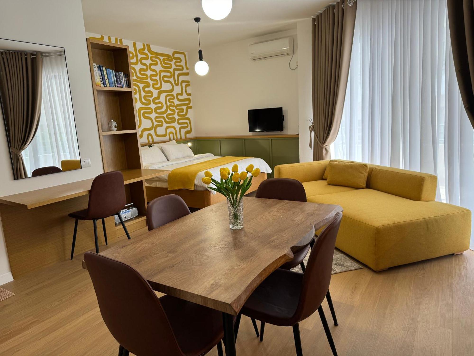 Flora Apartments Saranda Extérieur photo